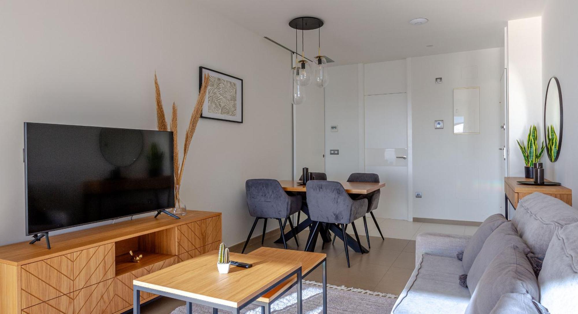 Intempo By Holuxe -184- 18th Floor Apartment *